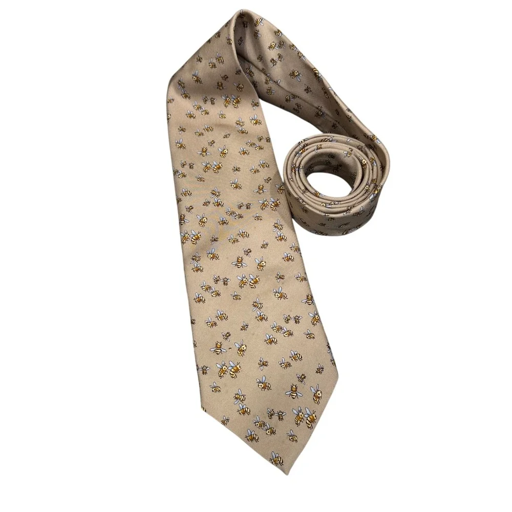 Brooks Brothers Necktie Mens OS Tan Excellent Bumble Bee Silk Makers USA Tie